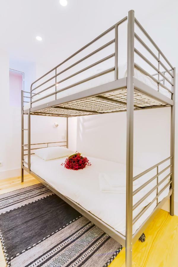 Casa Dos Doutores, A Cozy Apartment In Лісабон Екстер'єр фото
